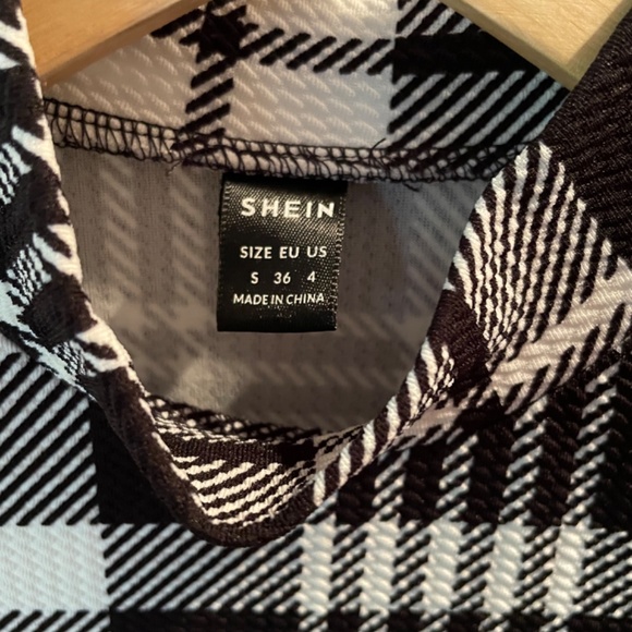 Mock Neck Plaid Pencil Dress - Picture 5 of 6